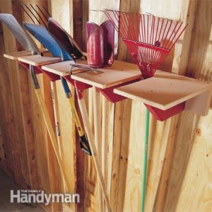 DIY Wooden Shovel Rack