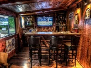 Garage converted in a bar